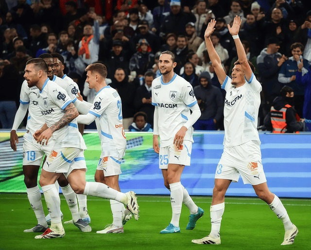 马赛迎欧冠关键赛，今晨队长鼓劲，信心回归，临场指挥获称赞